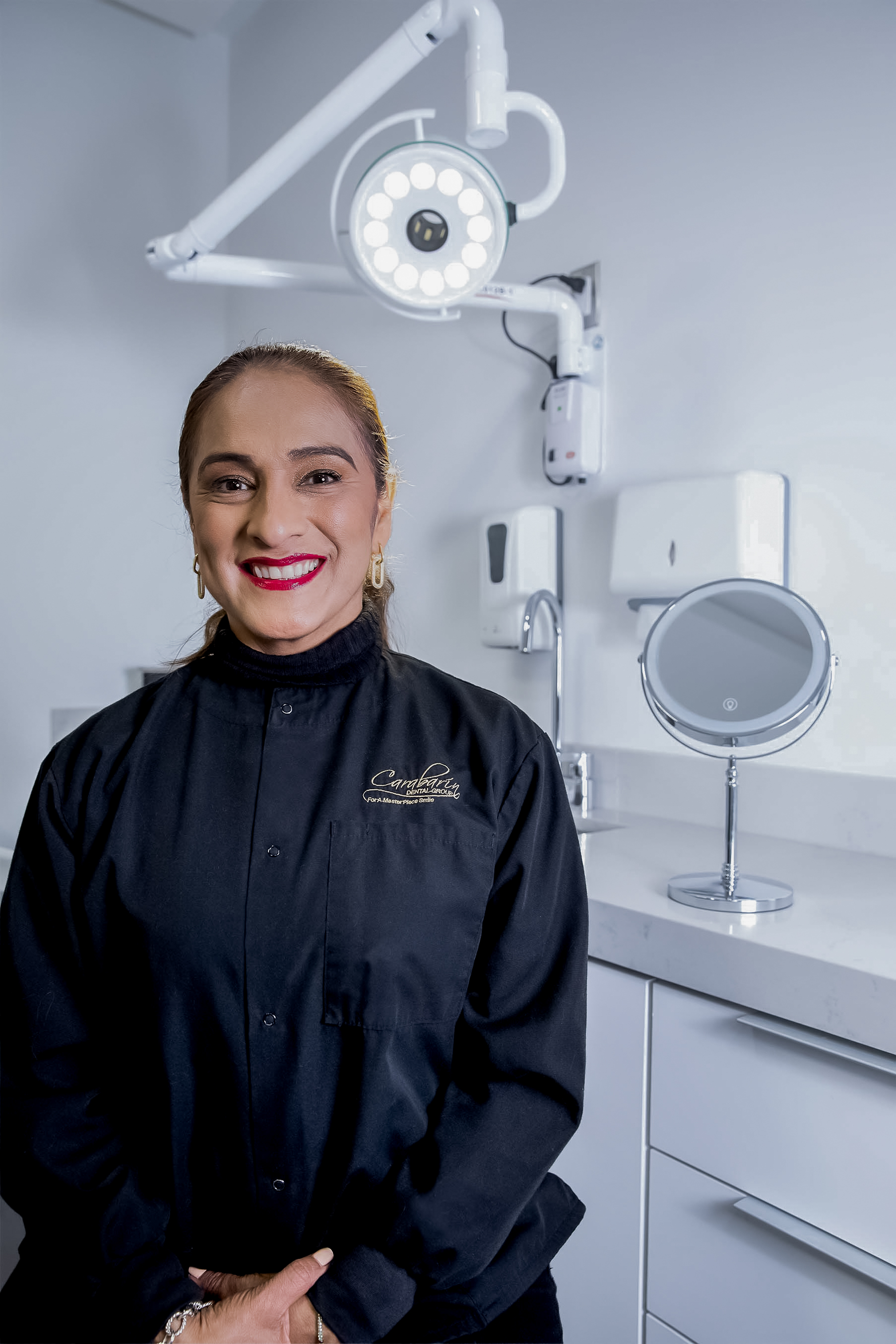 Dr. Georgina Carabarin